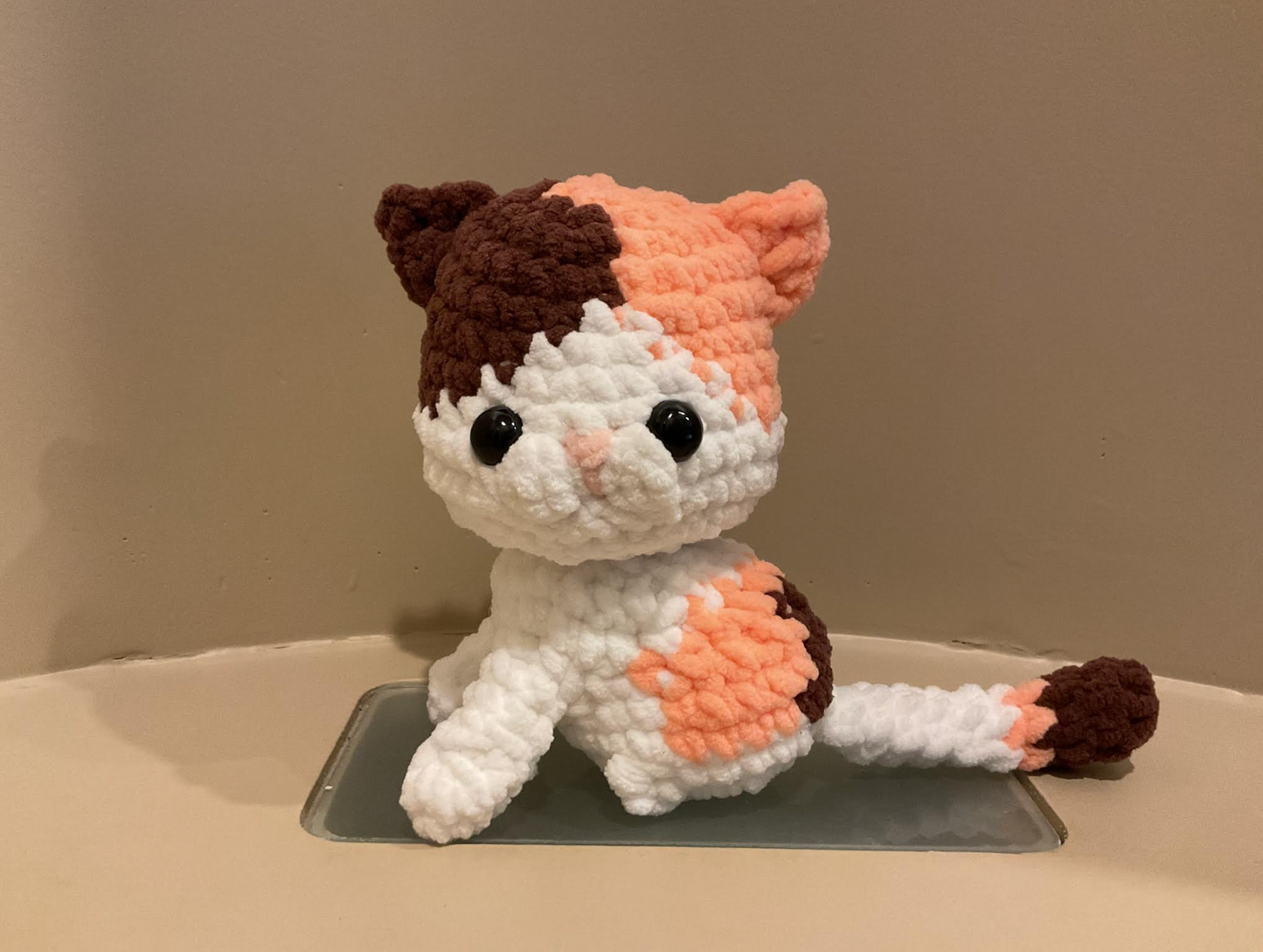 Collectible Sitting Cats